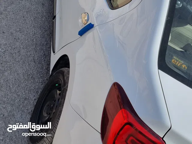 رينو سمبل 2019 ابيض