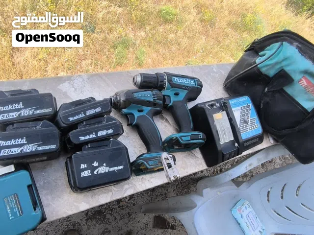 طقم مفرجاة مكيتا أصلي مع بطاريات شبه كرتونة Makita