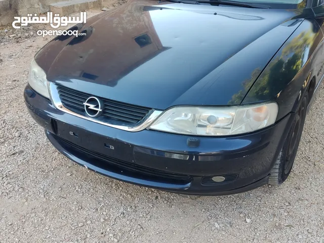 Opel Vectra  in Al Khums