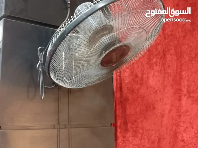متوفر أغراض صالون للبيع مع مكان للايجار