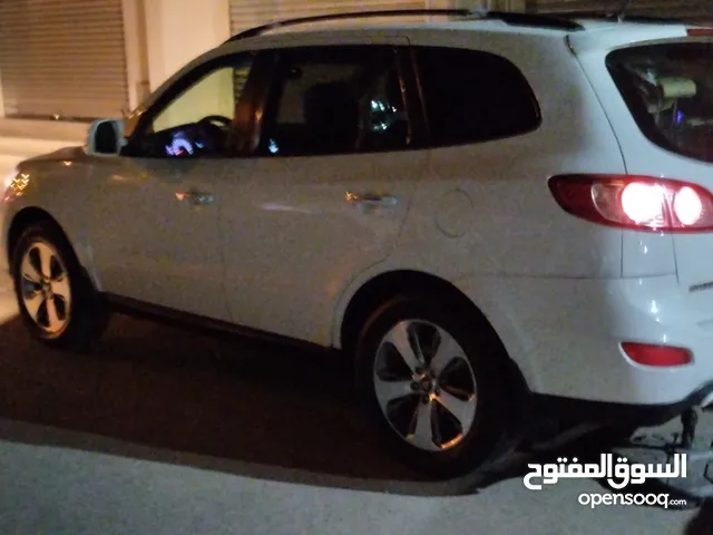 Used Hyundai Santa Fe in Tripoli