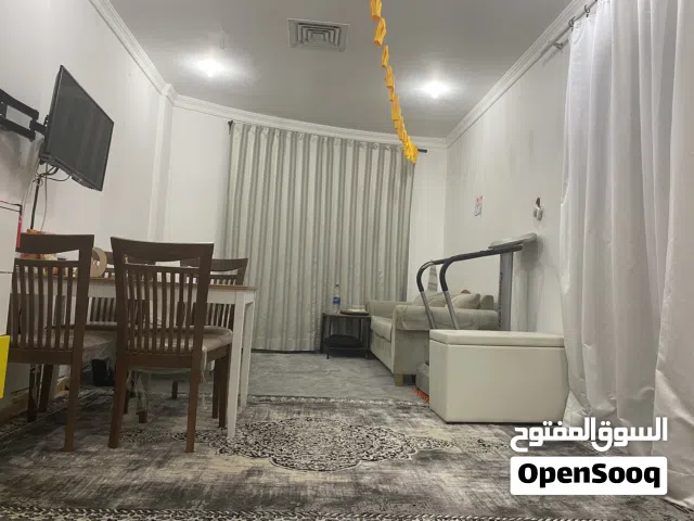 شقة مفروشة بالسالمية  متاحة من 15 يونيو(6) إلى نهاية شهر أغسطس(8) للتواصل مدة شهرين ونصف