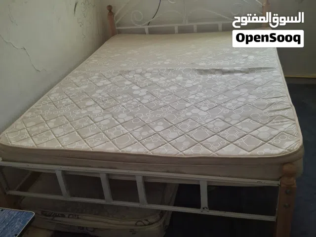 2سريرحديدللبيع واحد نفر وثاني 2نفر