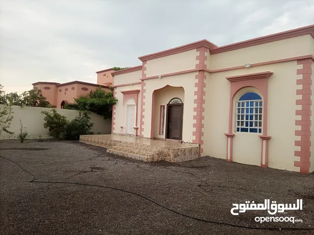 214 m2 5 Bedrooms Townhouse for Sale in Al Batinah Suwaiq