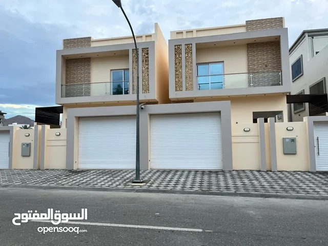 315 m2 5 Bedrooms Villa for Sale in Muscat Ghubrah
