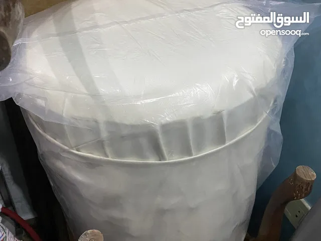 كرسي بيرو دائري للبيع جديد لون ابيض فقط 10 دنانير