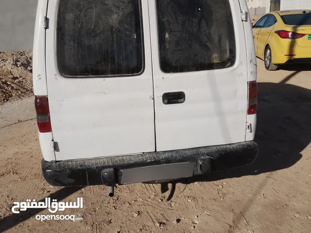 سياره البيع اوبل كمبوه