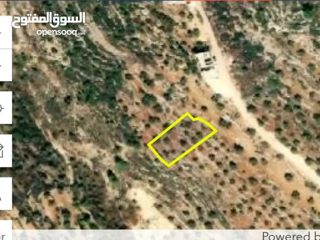 أرض للبيع في قرية عجول
