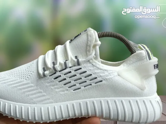 44 Casual Shoes in Tripoli