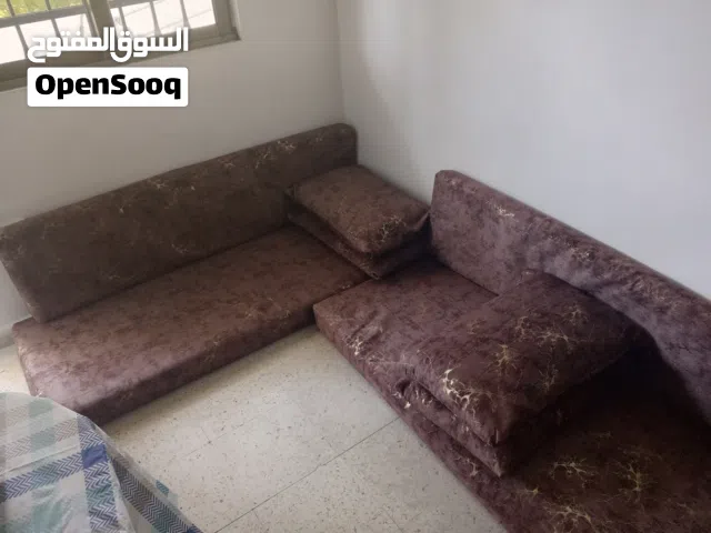 فراش ارضي بحاله ممتازه