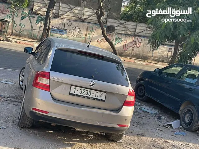 سكوادا سبيس باك 14