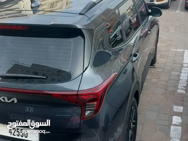 SUV Kia in Dubai