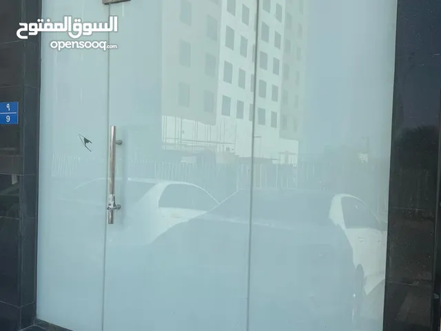محلات للإيجار في مرتفعات غلا بالقرب من جميع الخدمات