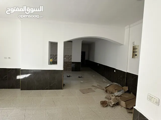 شقة مشطبة للبيع شارع السكة