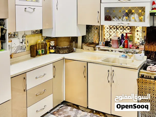 السلام عليكم. غراض للبيع التفاصيل بالاسفل