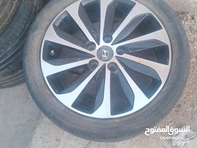 أربع فردات هواندي مستعملات