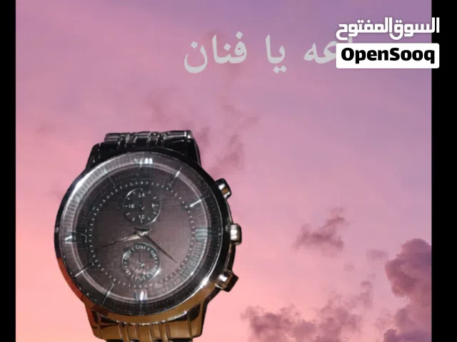 فرصة مميزة لاقتناء ساعة حديدية أنيقة بتصميم جذاب وجودة ممتازة. مناسبة لكل الأوقات وتمنح مظهراً راق