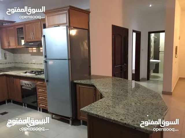 140 m2 3 Bedrooms Apartments for Rent in Tripoli Zawiyat Al Dahmani