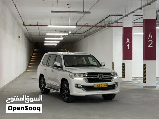 تويوتا لند كلوزر موديل 2019