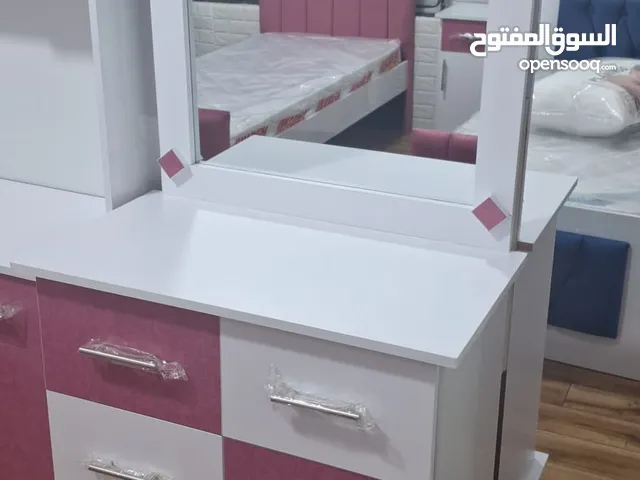 غرف نوم شغل محلي وخشب ساندوش مكونه من 7قطع فرشات طبيه ضغط