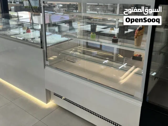 ثلاجة عرض للبيع