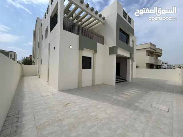 404 m2 More than 6 bedrooms Villa for Sale in Muscat Al Maabilah