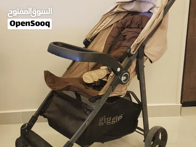 سترولر أطفال وارد الخليج سنتربوينت بحالة جيدة جدا giggles