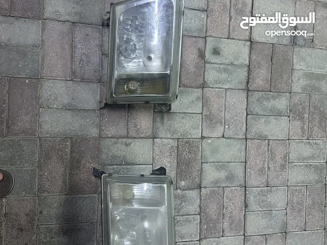 قطع غيار لاند كروزر 2005 اصليه