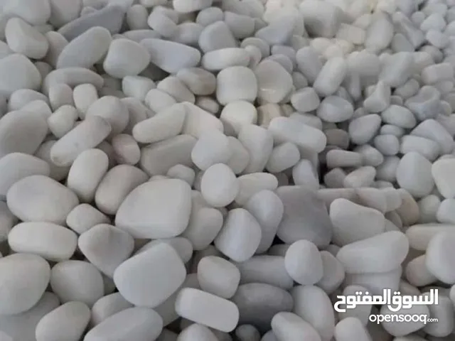 حصى زينة من كسر رخام تركي أبيض اللامع