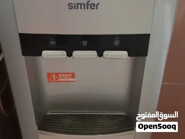 تلاجة مياه شبه جديدة