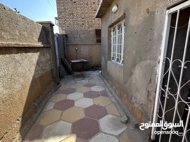 350 m2 5 Bedrooms Townhouse for Rent in Basra Zahra'a