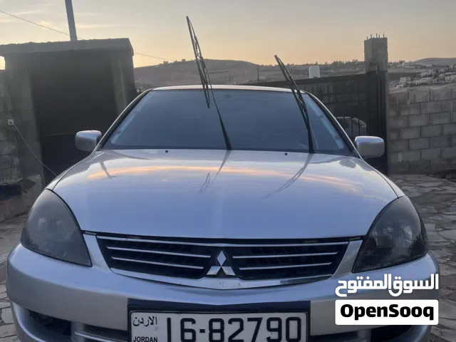 2004 ميتسوبيشي لانسر GLX
