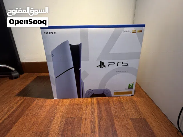 PS5 1TB & 1 dualsense PS5 controller