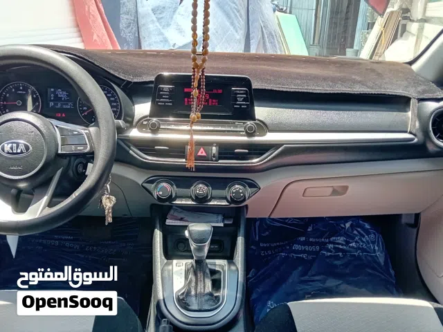 2020 كيا سيراتو EX