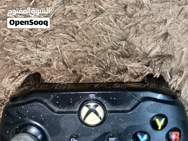 ايد اكس بوكس بحالة الوكاله اصليه جيشي اسود بتشتغل ع الابتوب والكمبيوتر شغاله ميه ب الميه