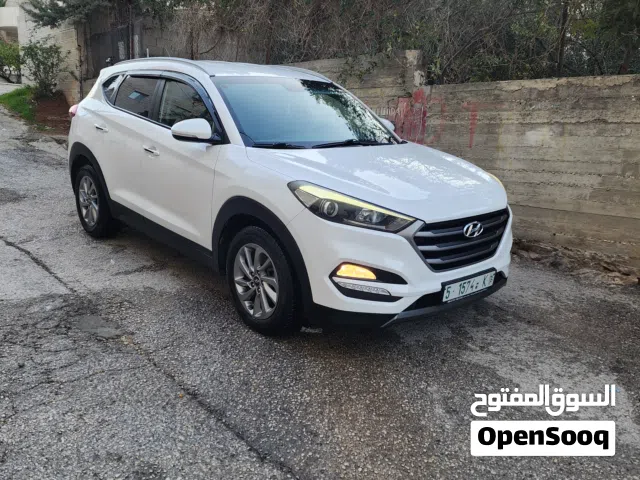 2016 هيونداي توسان Limited