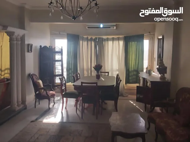 187 m2 3 Bedrooms Apartments for Sale in Cairo Maadi