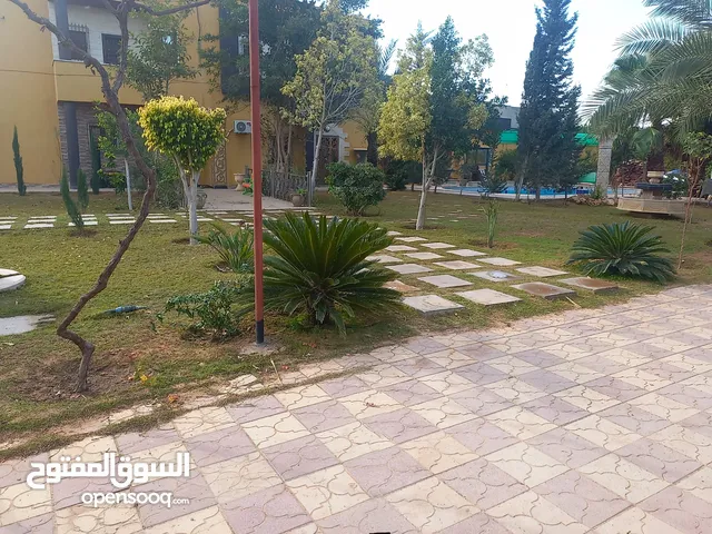 150 m2 4 Bedrooms Townhouse for Sale in Tripoli Ain Zara