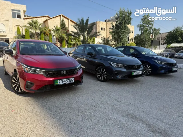 Sedan Honda in Amman
