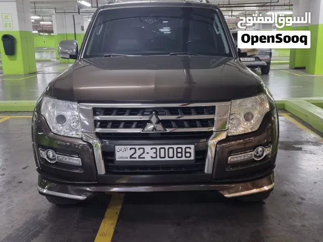 2017 Mitsubishi Pajero GLS Top