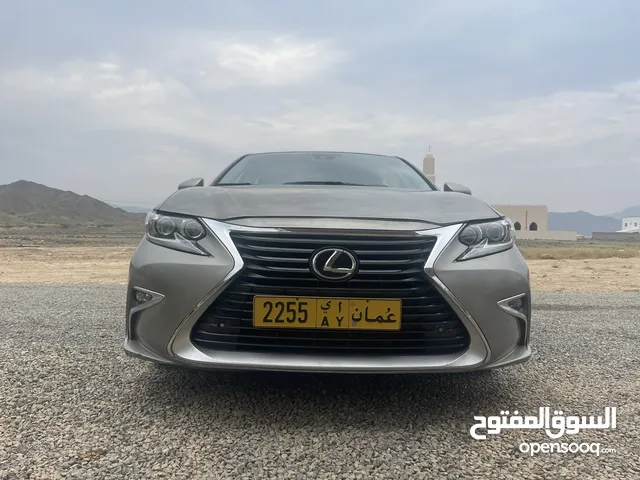 Used Lexus ES in Al Dakhiliya