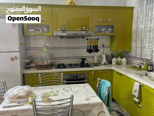 كاونتر عصري / اخضر ليموني للشقق والبيوت