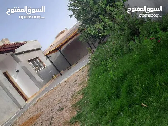 100 m2 2 Bedrooms Townhouse for Sale in Tripoli Tajura