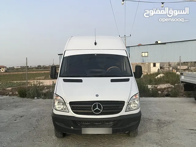 مرسيدس 515