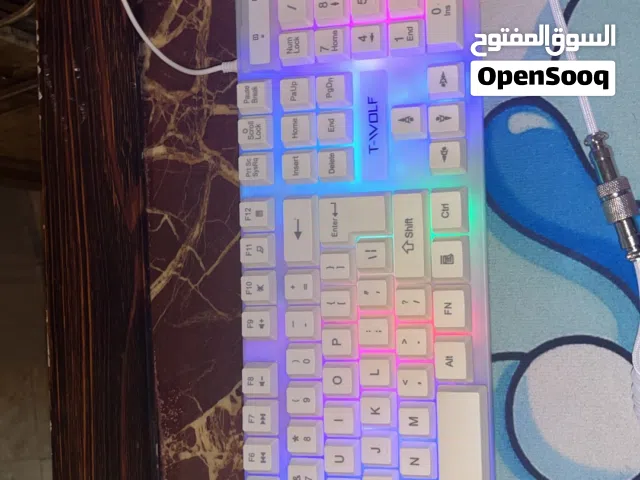 ماوس وكيبورد من شركه معروفه كيبورد جيمنج تقدر تشل الازرار