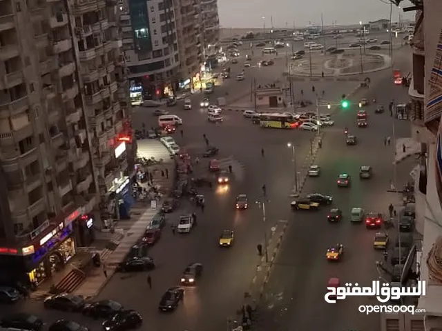 مكتب للبيع بشارع محمد نجيب