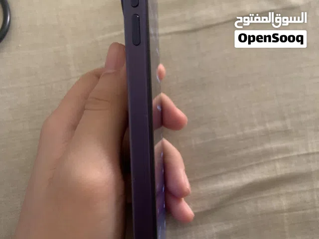 Apple iPhone 11 128 GB in Al Dhahirah