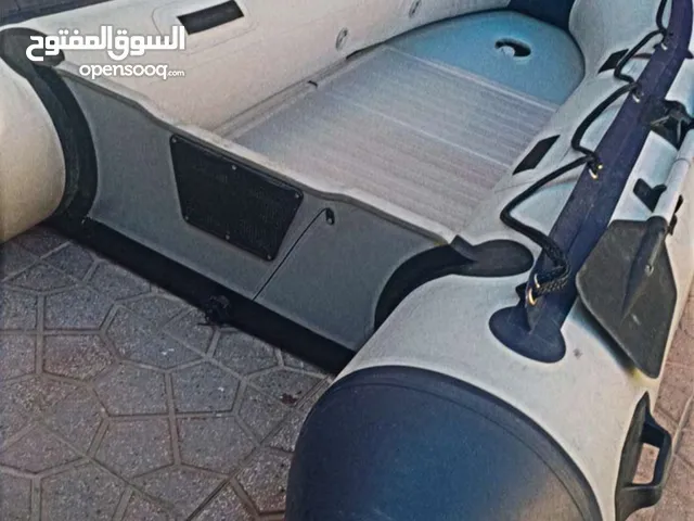 قوارب بي المحرك Wave سعر 12.000 دينار قوة المحرك 8حصان نوع ياماها الحاله شبه جديد