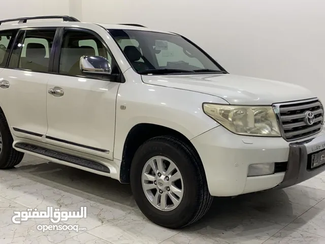 Toyota Land Cruiser VXR in Mubarak Al-Kabeer