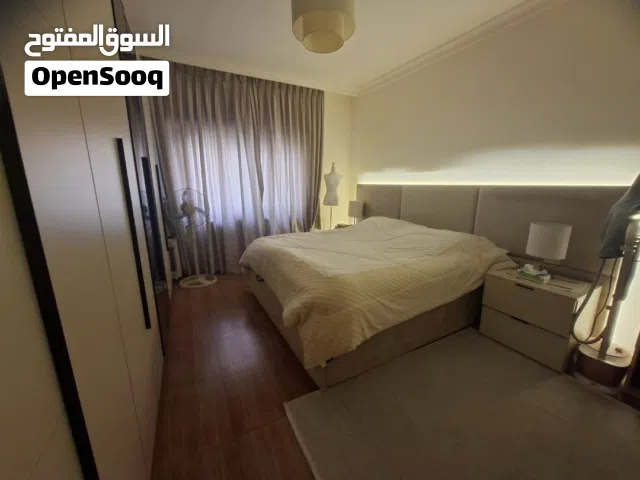 غرفة نوم كبيرة ماستر فخمة فندقية للبيع